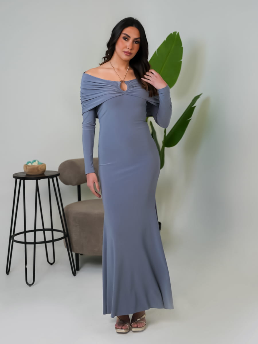 Off-Shoulder Bodycon Dress With Halter Neck Chain Detail Famekey Off-Shoulder Bodycon Dress With Halter Neck Chain Detail Famekey